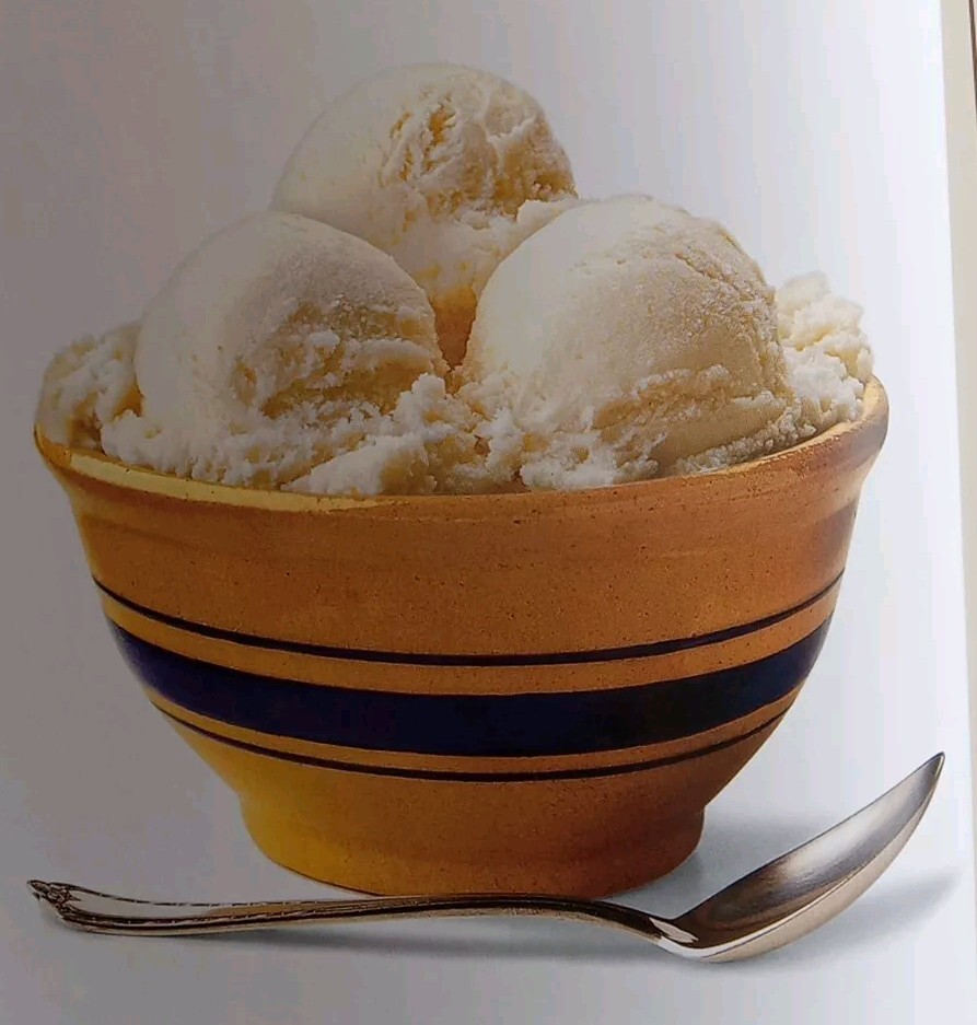 Blue Bell Ice Cream: A Century at the Little Creamery in Brenham…HC VG ++
