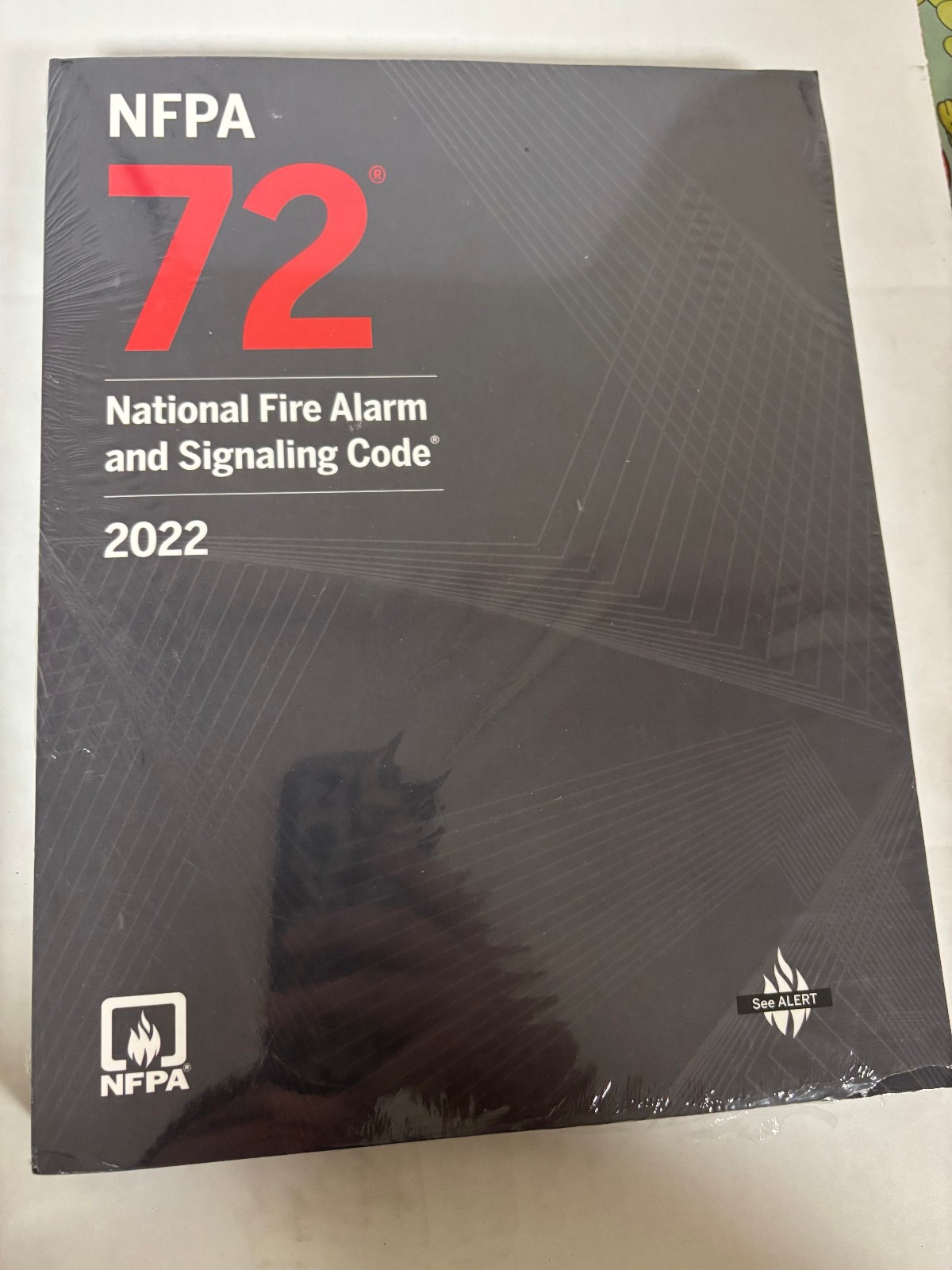 *2022 NFPA 72 National Fire Alarm and Signaling Code Paperback