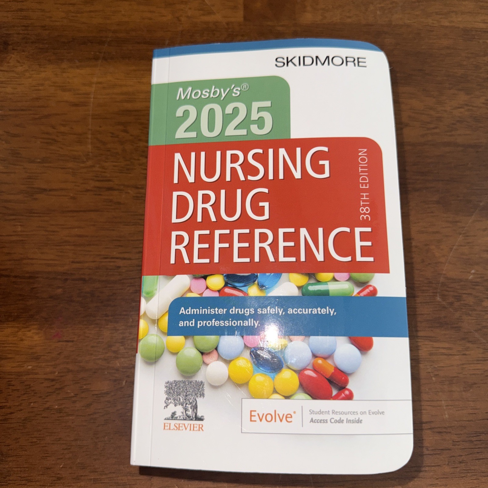 Skidmore Nursing Drug Référence Ser.: Mosby’s 2025 Nursing Drug Reference Ex-Lib