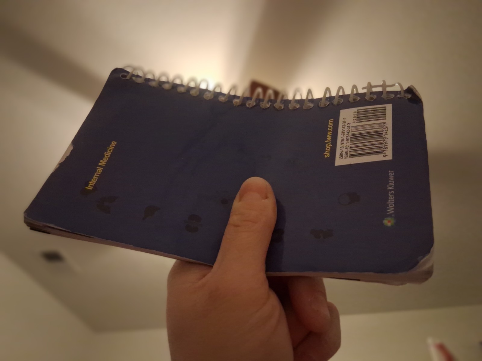 Pocket Medicine: The Massachusetts General Hospital Handbook by Marc S Sabatine