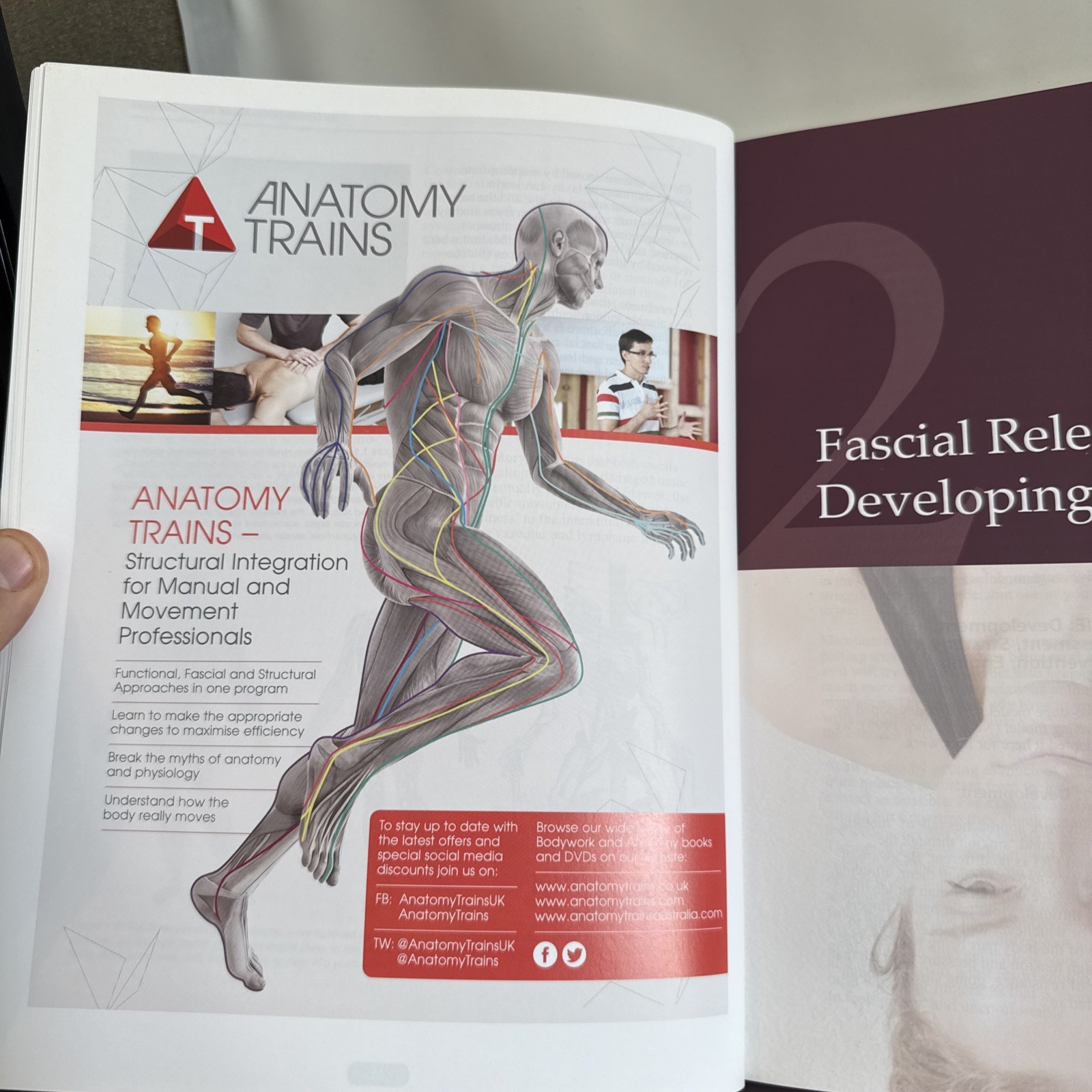 Softcover color book «Fascial Release for Structural Balance» T. Myers J. Earls