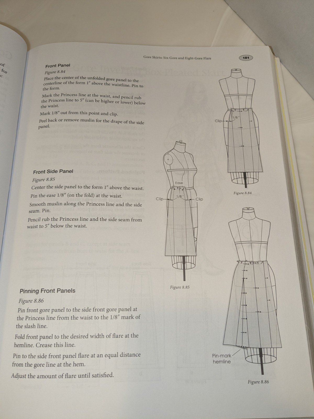 Draping for Apparel Design (2nd Edition) – Hardcover Helen Joseph Armstrong