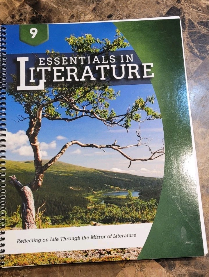 Essentials in Literature 9 Student by Matthew Stephens (2016, Spiral Tradeback)