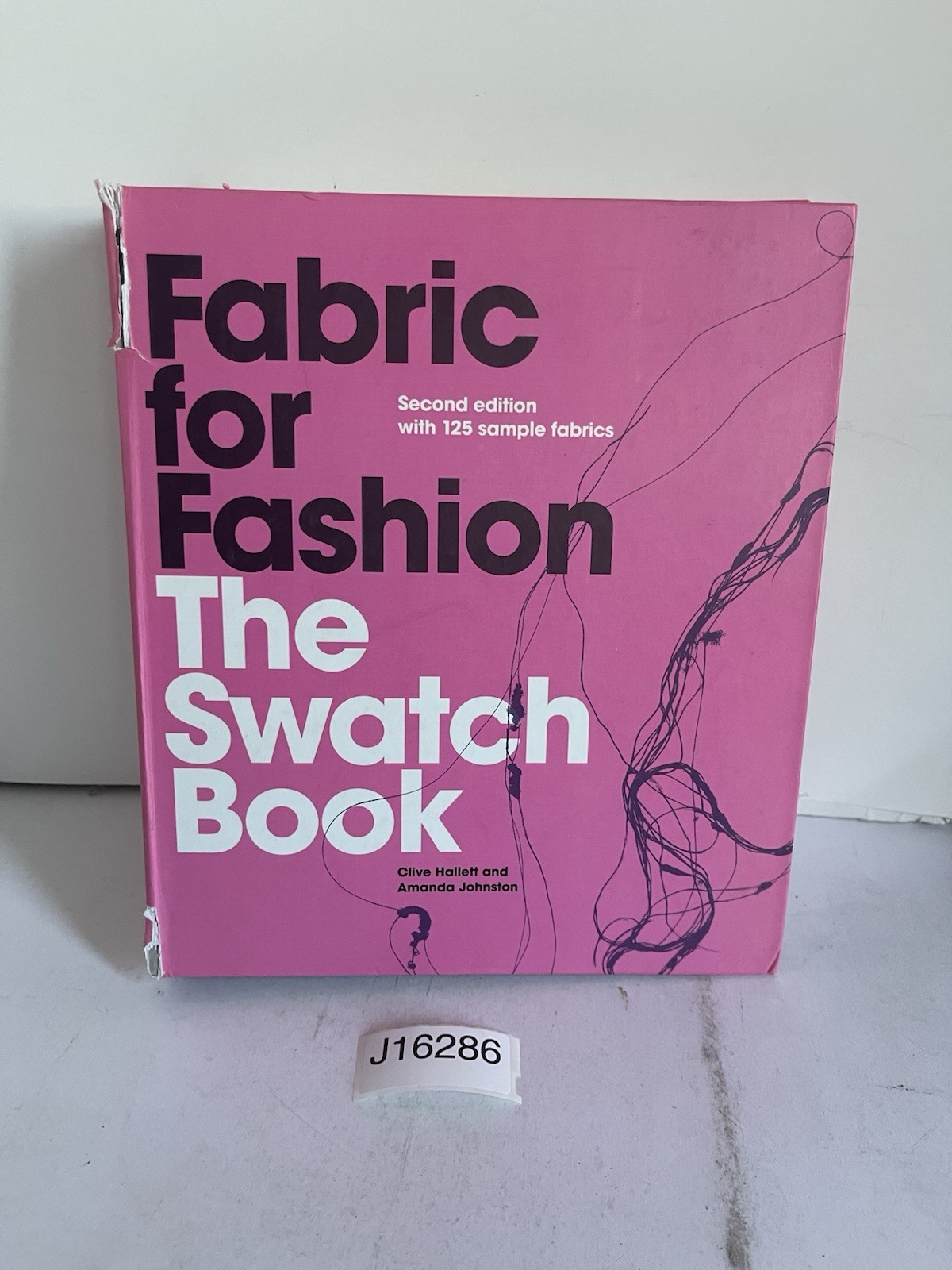 Fabric for Fashion : The Swatch Book, Second Edition Hardcover Spiral Bound 2014