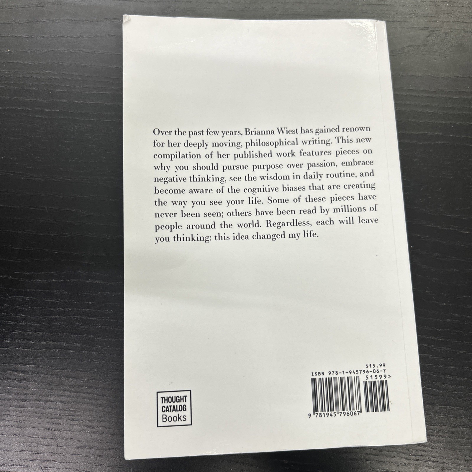 101 Essays That Will Change the Way You Think by Brianna Wiest Paperback