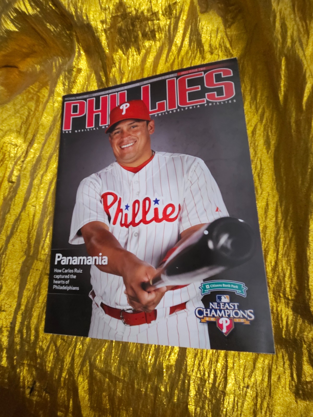 PHILADELPHIA PHILLIES MAGAZINE Issue TWO 2 2011 96 Pages CARLOS RUIZ PANAMANIA !