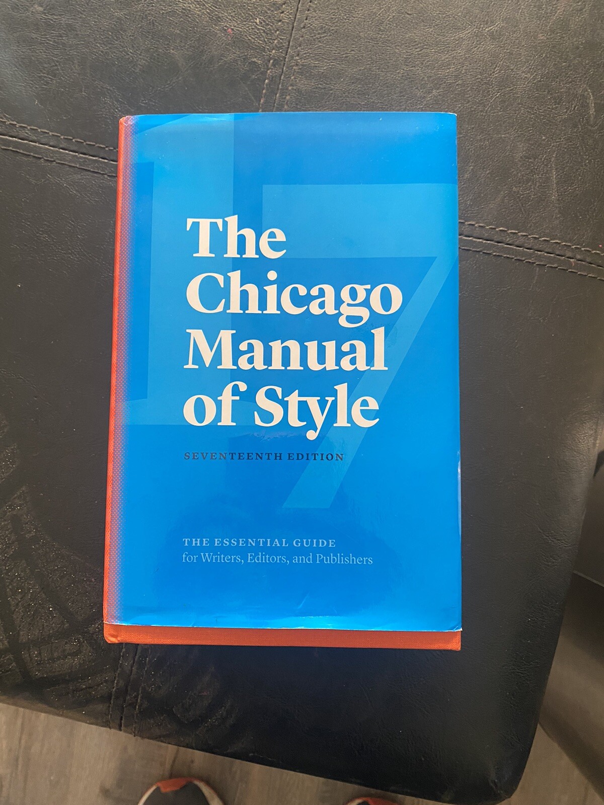 The Chicago Manual of Style HARDCOVER by The University of Chicago