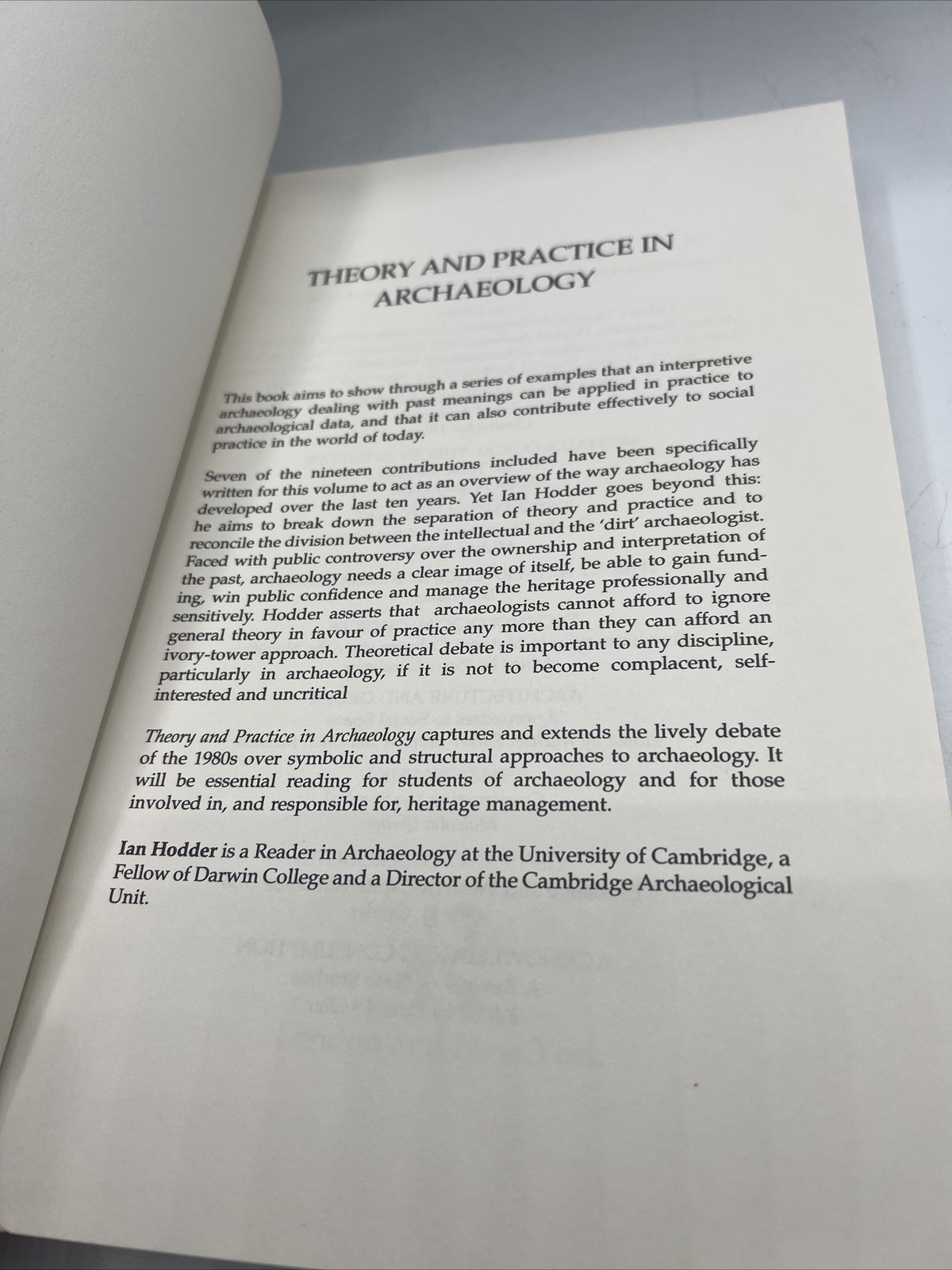 Theory and Practice in Archaeology (Material Cultures),Ian Hodder