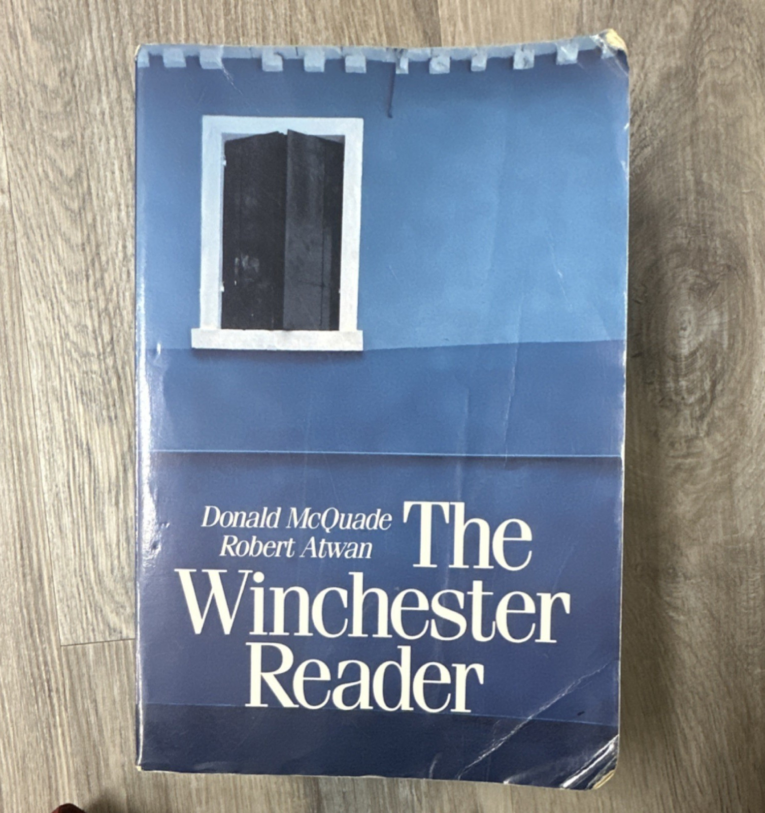 The Winchester Reader Donald McQuade Robert Atwan Textbook Paperback