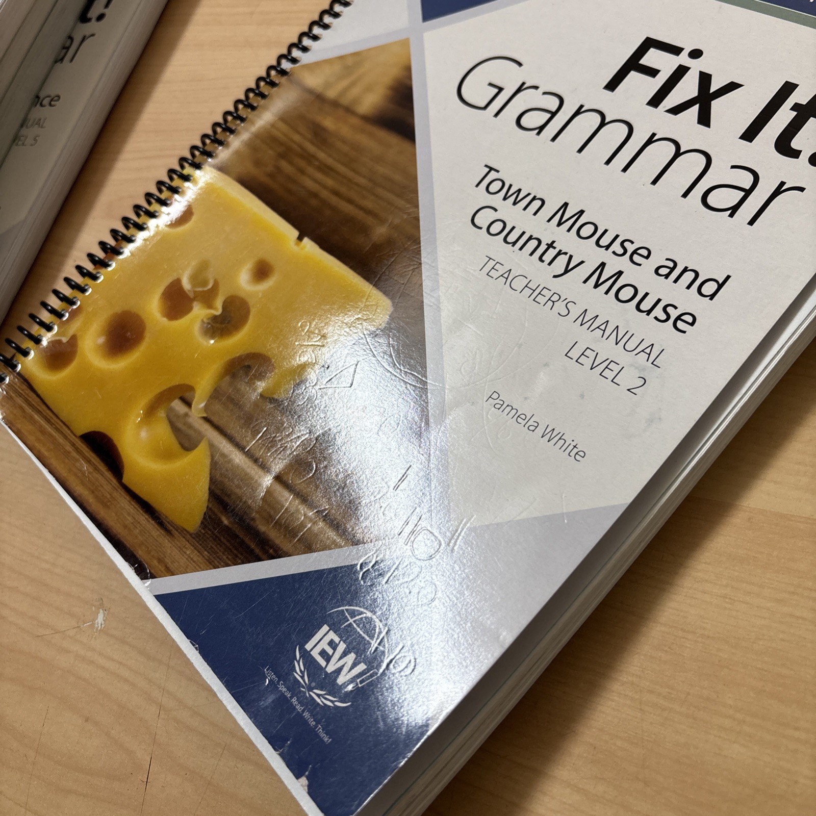 Lot 5 Fix It! Grammar Teacher’s Manual Vol. 1-5 4th Edition IEW Pamela White