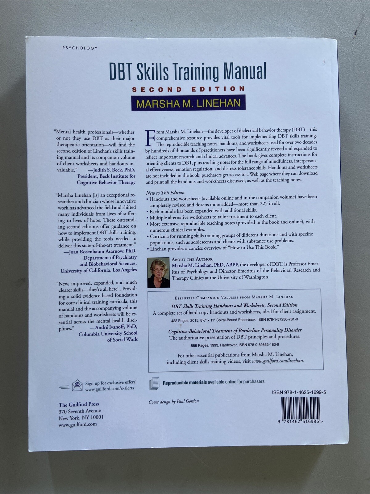 DBT Skills Training Manual, Second Edition -Very Good Condition, Paperback