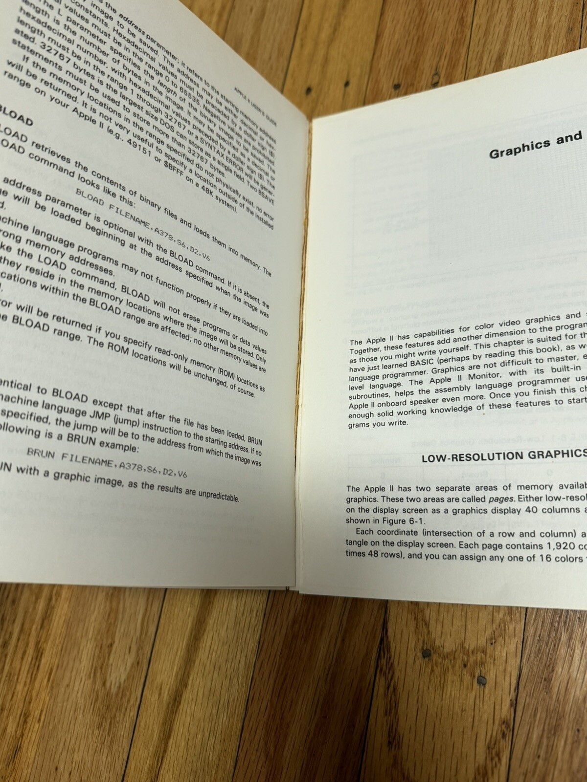 VTG McGraw Hill Osborne Book Apple II User’s Guide PC MAC Computer Gaming BONUS