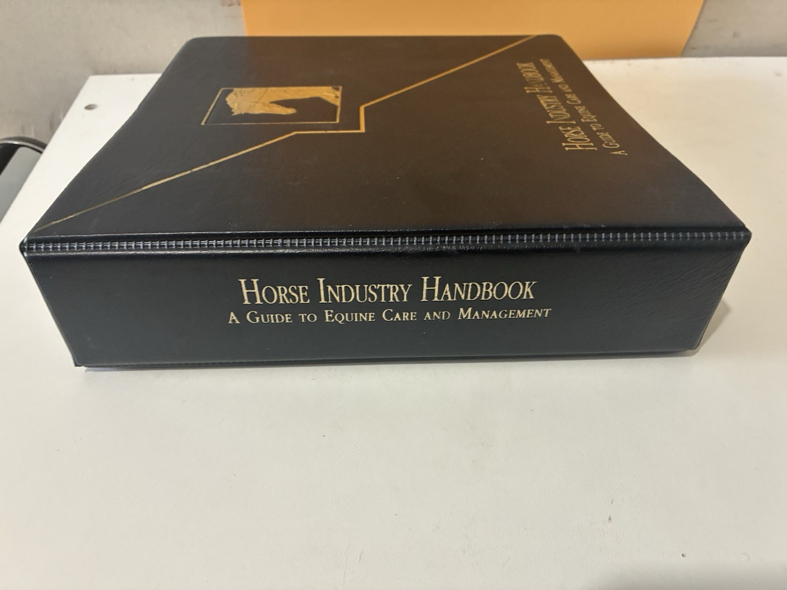 Horse Industry Handbook Guide to Equine Care and Management 3 Ring Binder 1994