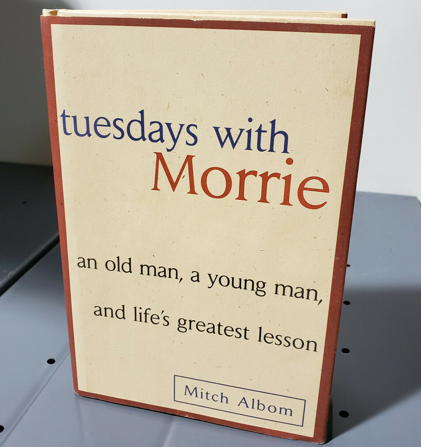 Tuesdays with Morrie Hardcover book by Mitch Albom album morry FREE USA SHIPPING