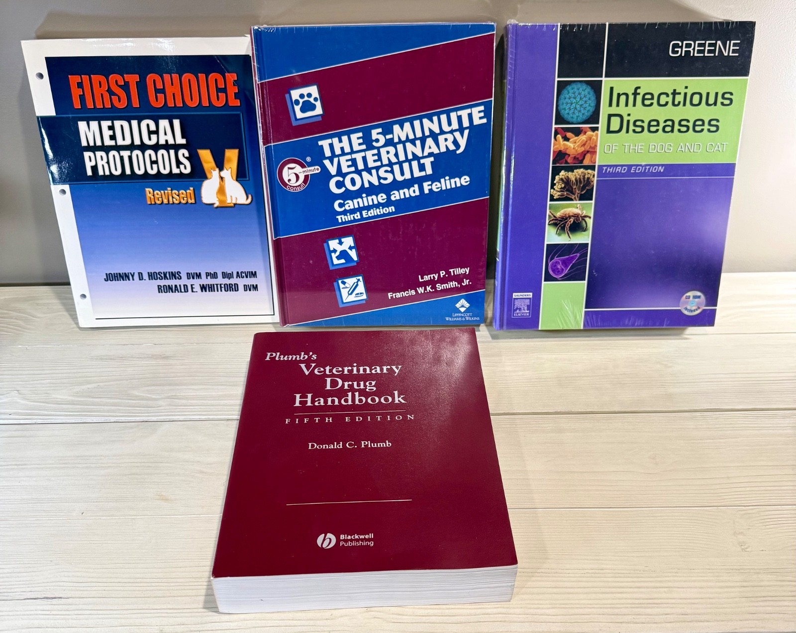 Veterinary Medical Book Bundle (4): Plumb’s, 5 Minute, Infectious Diseases