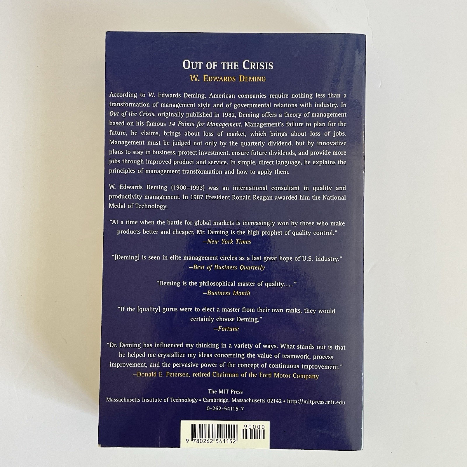 W. Edwards Deming – Out of the Crisis – 2000 Softcover Excellent Condition – MIT