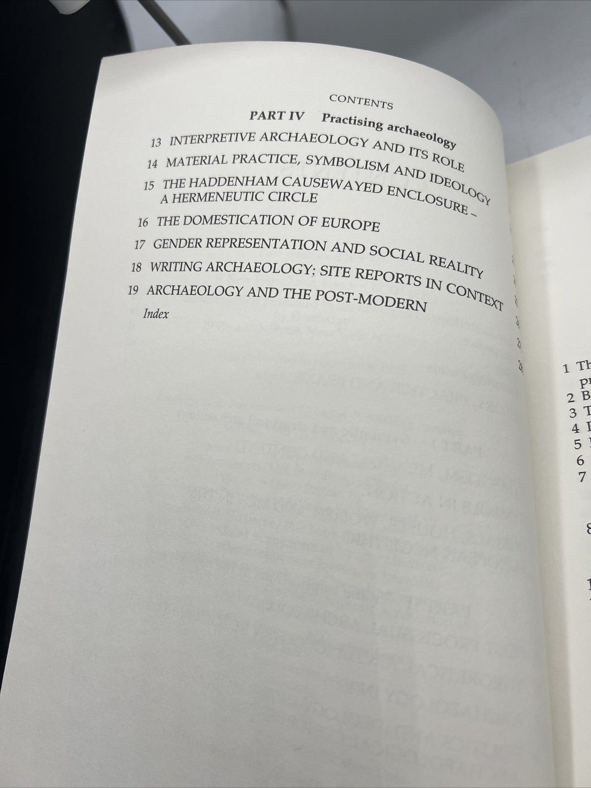 Theory and Practice in Archaeology (Material Cultures),Ian Hodder