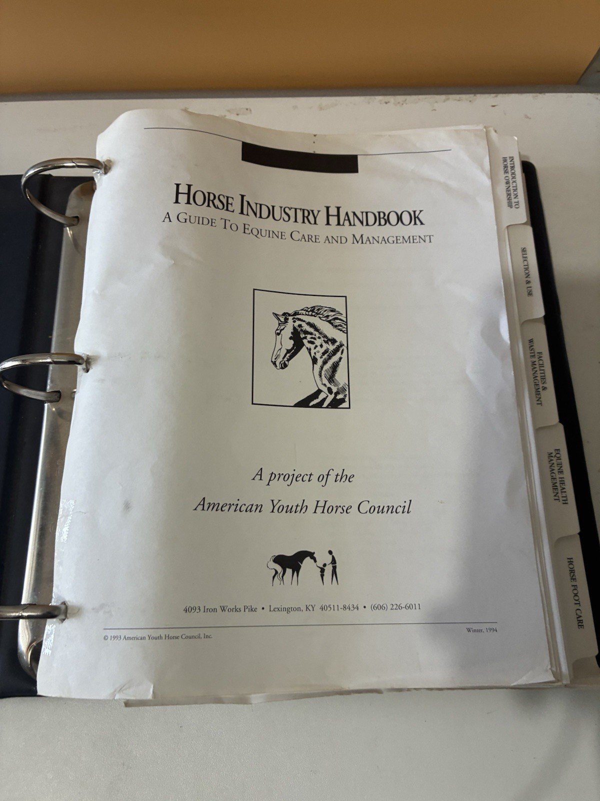 Horse Industry Handbook Guide to Equine Care and Management 3 Ring Binder 1994