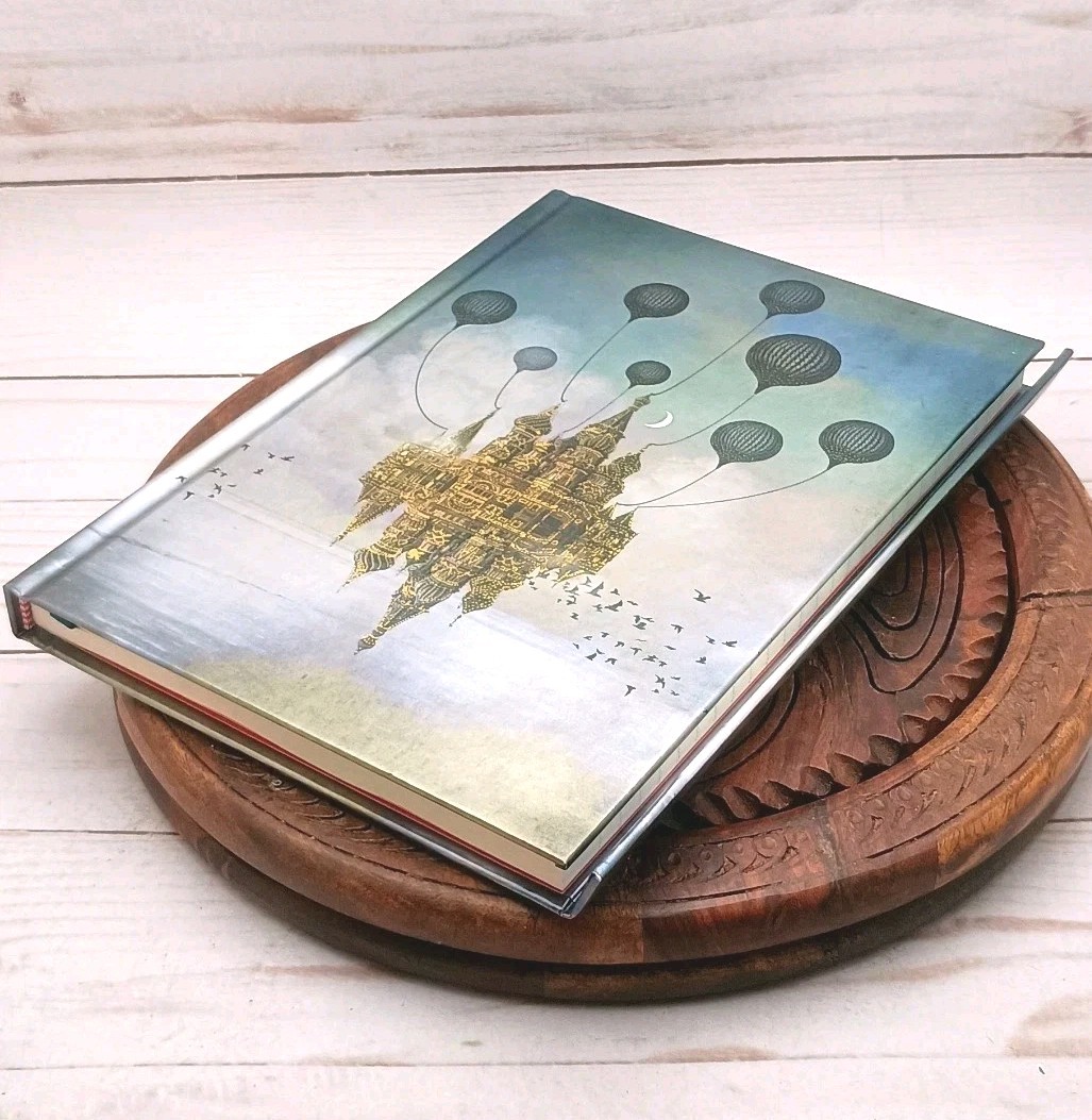 Flame Tree Notebook. Moscow St Vasilli With Balloons 2018 Blank Foiled Journal