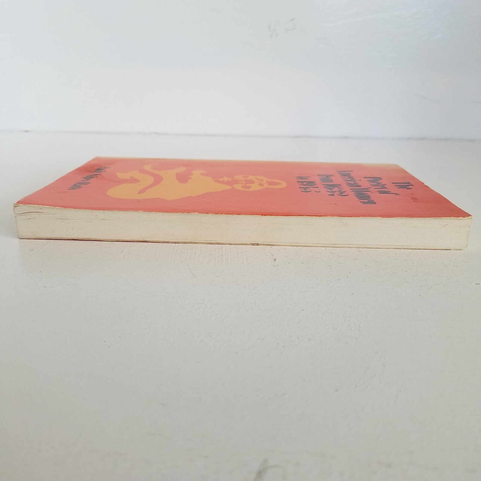 The Poetry of American Women from 1632 to 1945 by Emily Stipes Watts – Paperback