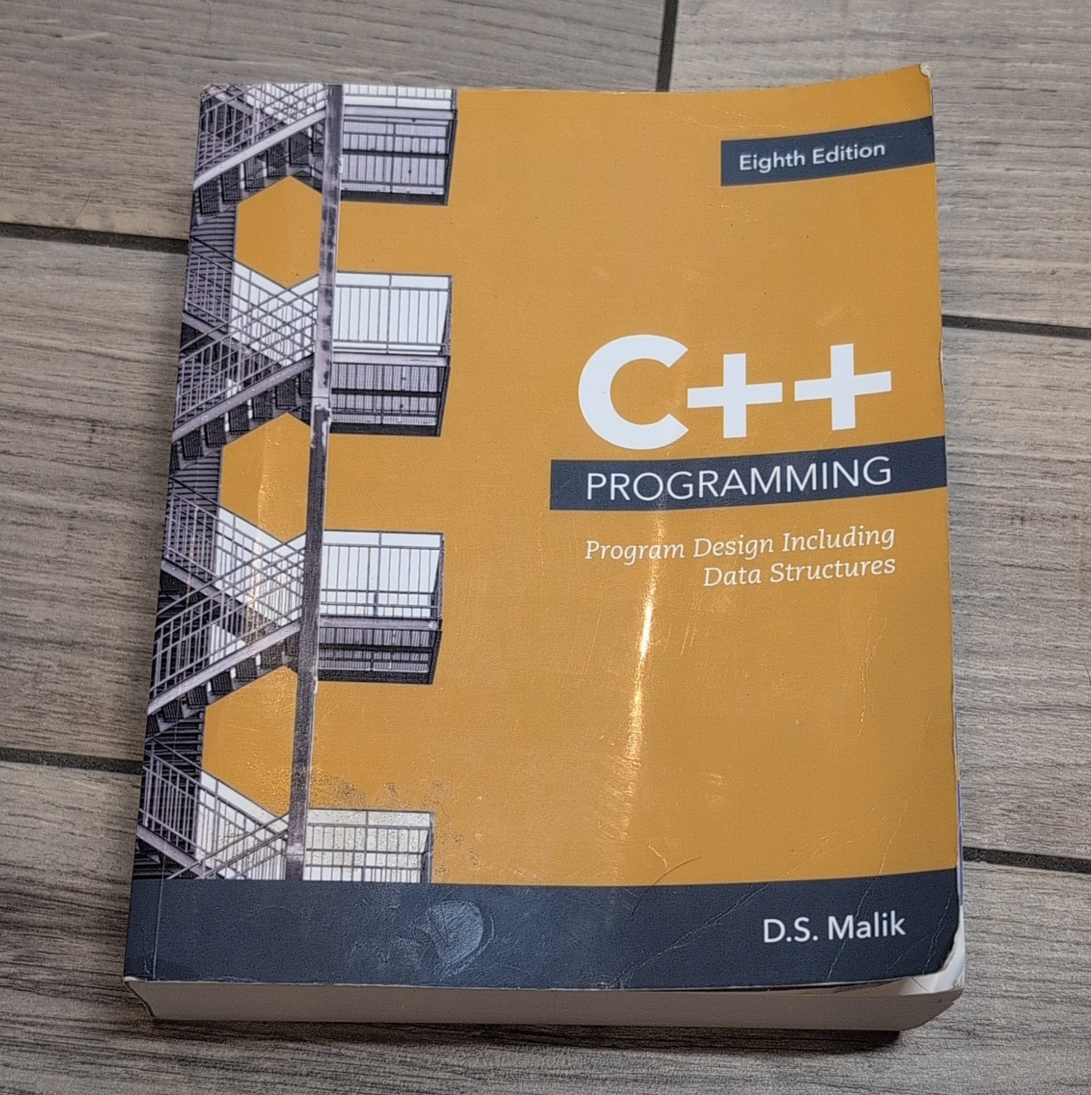 D.S. Malik C++ Programming: Program Design Including Data Structures 8th PB 2011