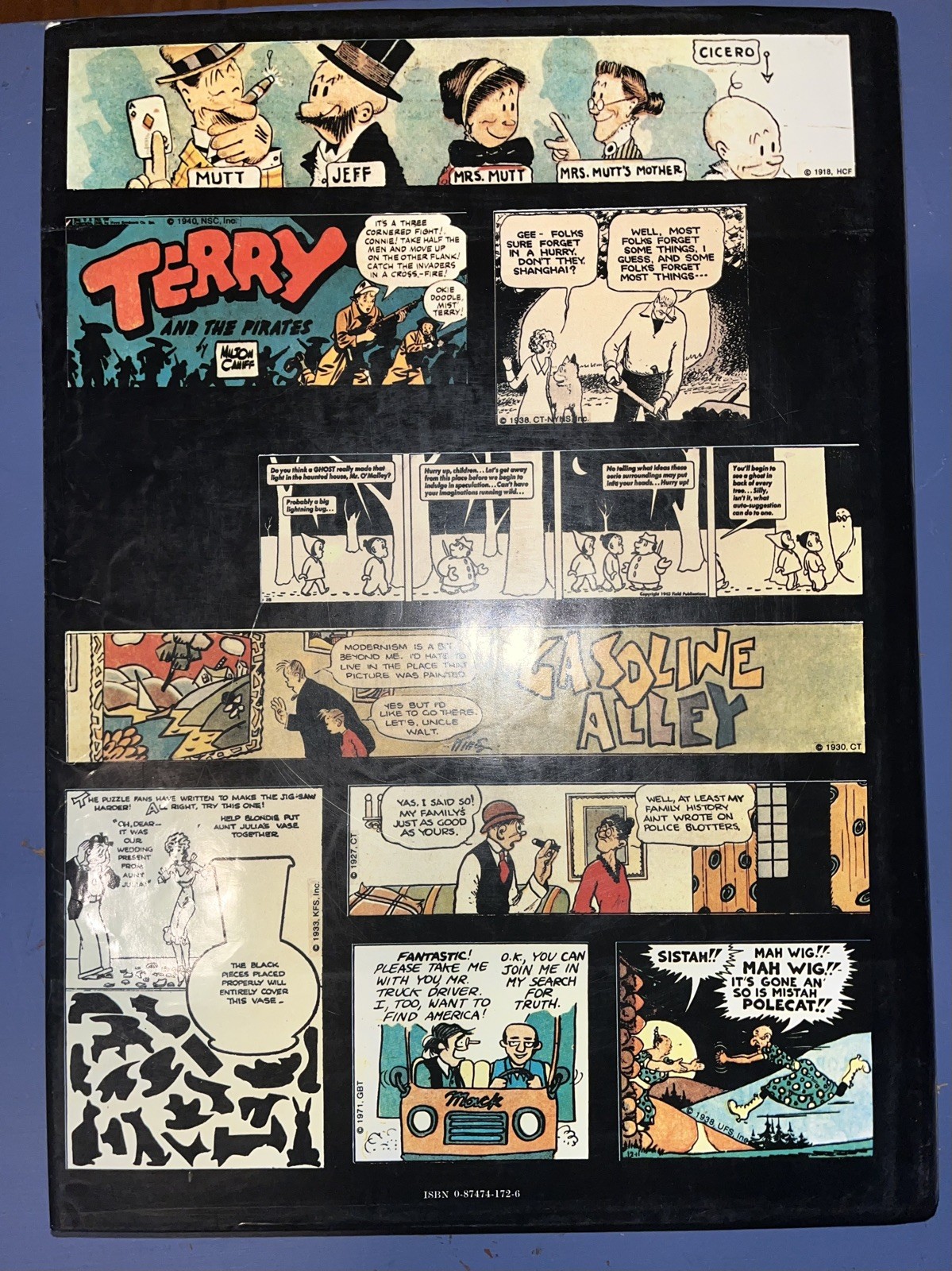 The Smithsonian Collection of Newspaper Comics 1977 Large Hardcover