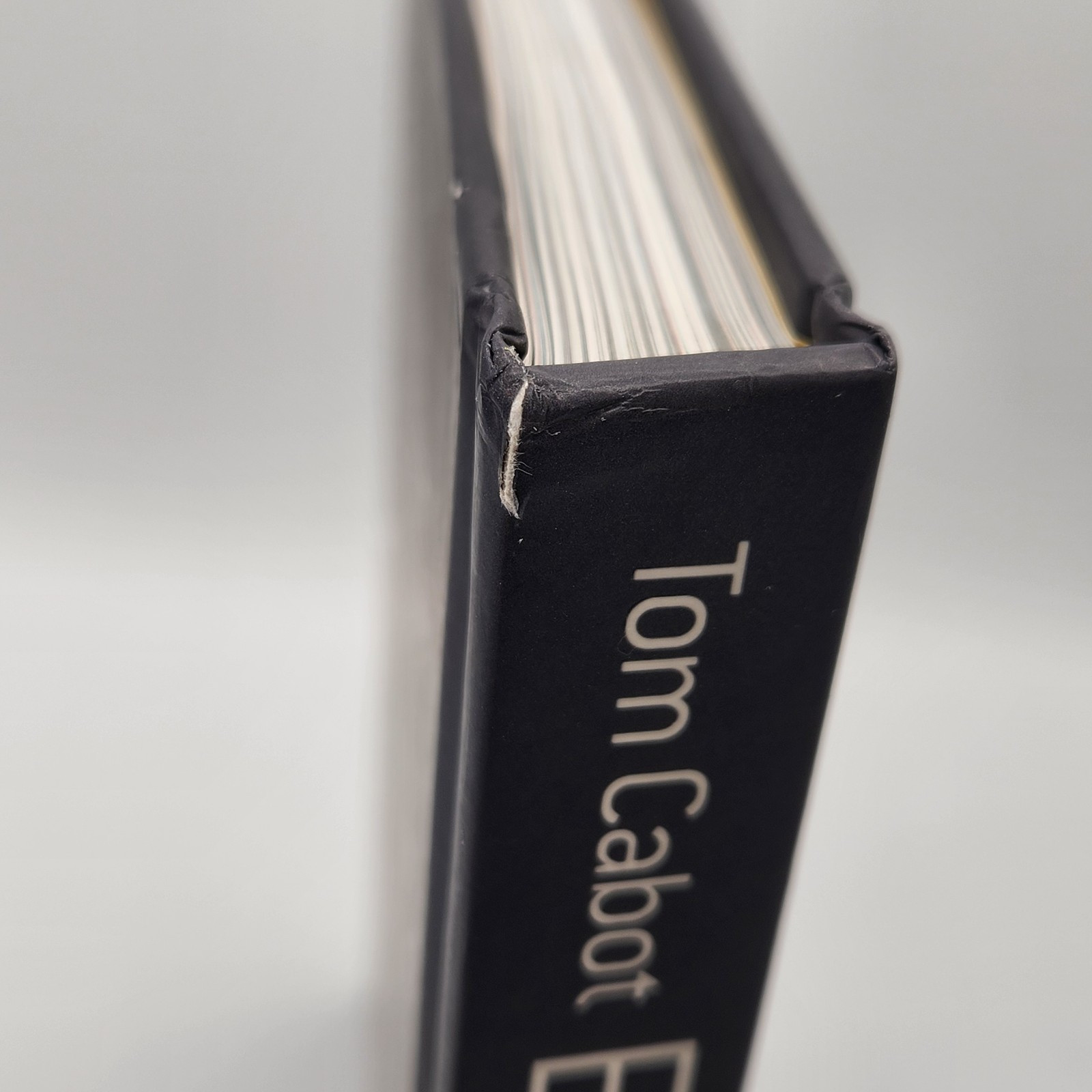 Eureka!: An Infographic Guide to Science by Tom Cabot [Hardback, 256 pages]