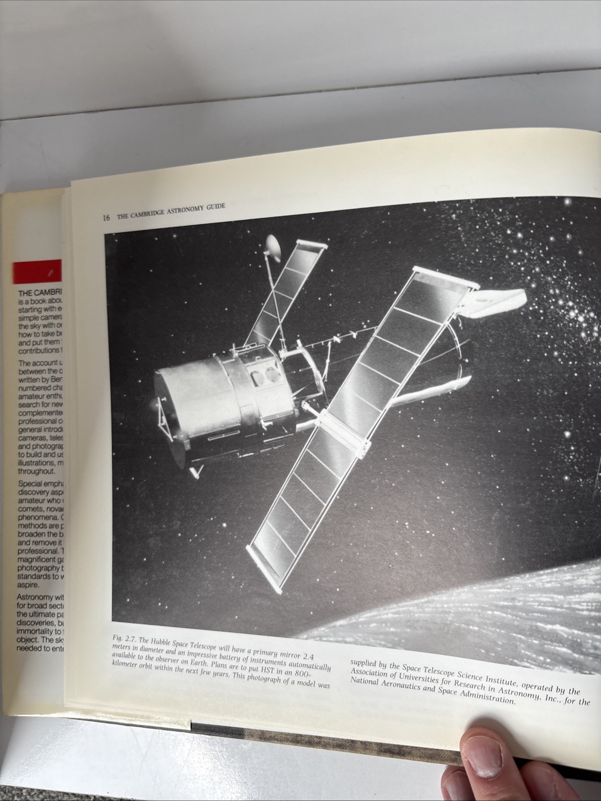 The Cambridge Astronomy Guide A Practical Introduction to Astronomy Hardback