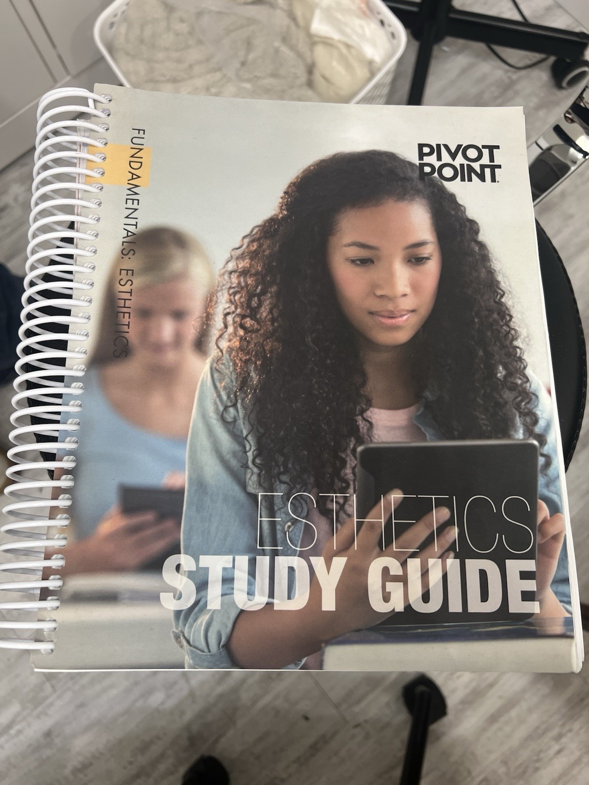 Fundamentals: Esthetics Student Study Guide by Pivot Point International