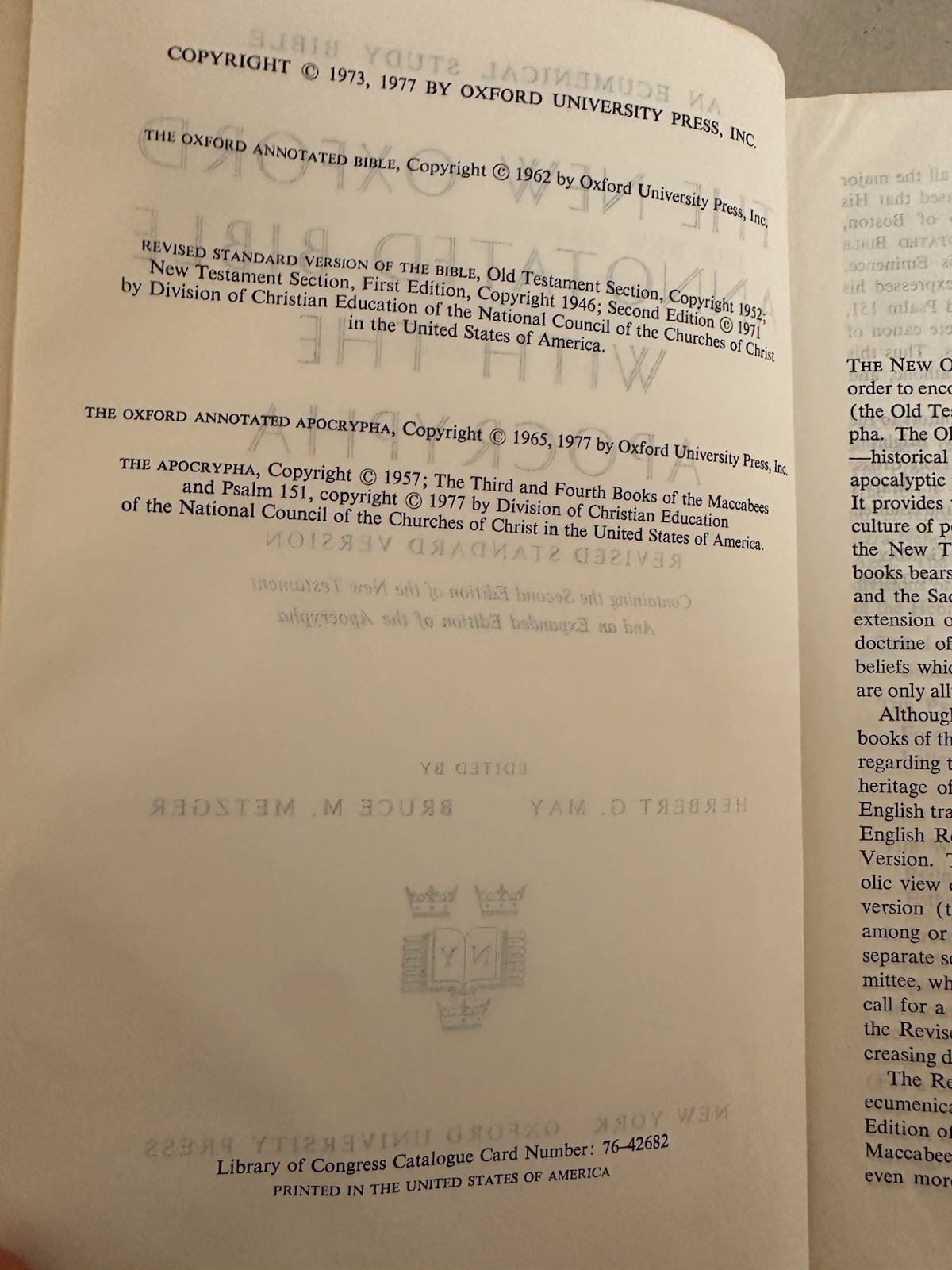 New Oxford Annotated Bible with Apocrypha Expanded Edition hardcover 1977 RSV