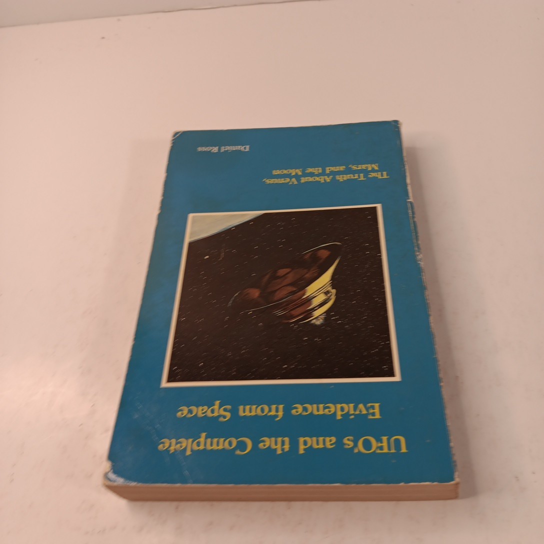 UFOs and the Complete Evidence from Space Venus Mars Moon by Ross TPB (1987)