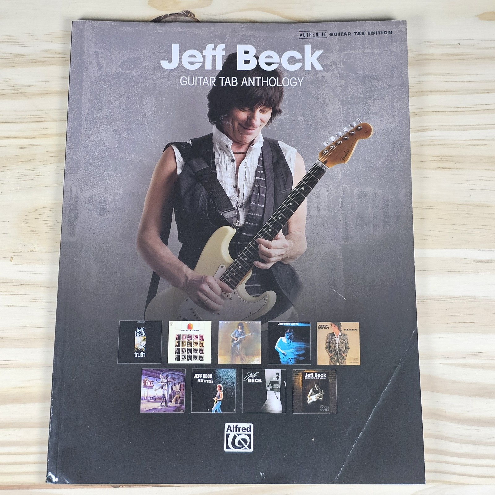 Jeff Beck Guitar Tab Anthology Authentic Guitar Tab Edition Sheet Music Book