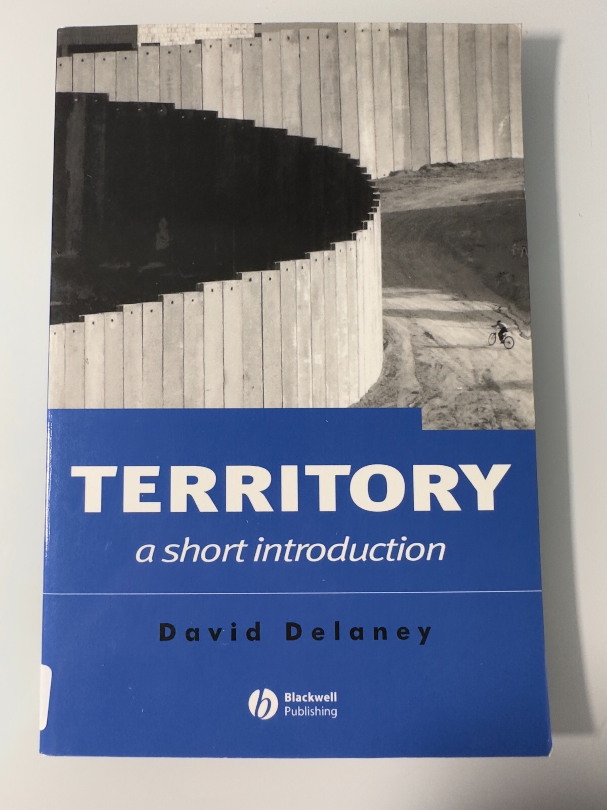 Territory A Short Introduction by David Delaney Paperback Nonfiction Geography