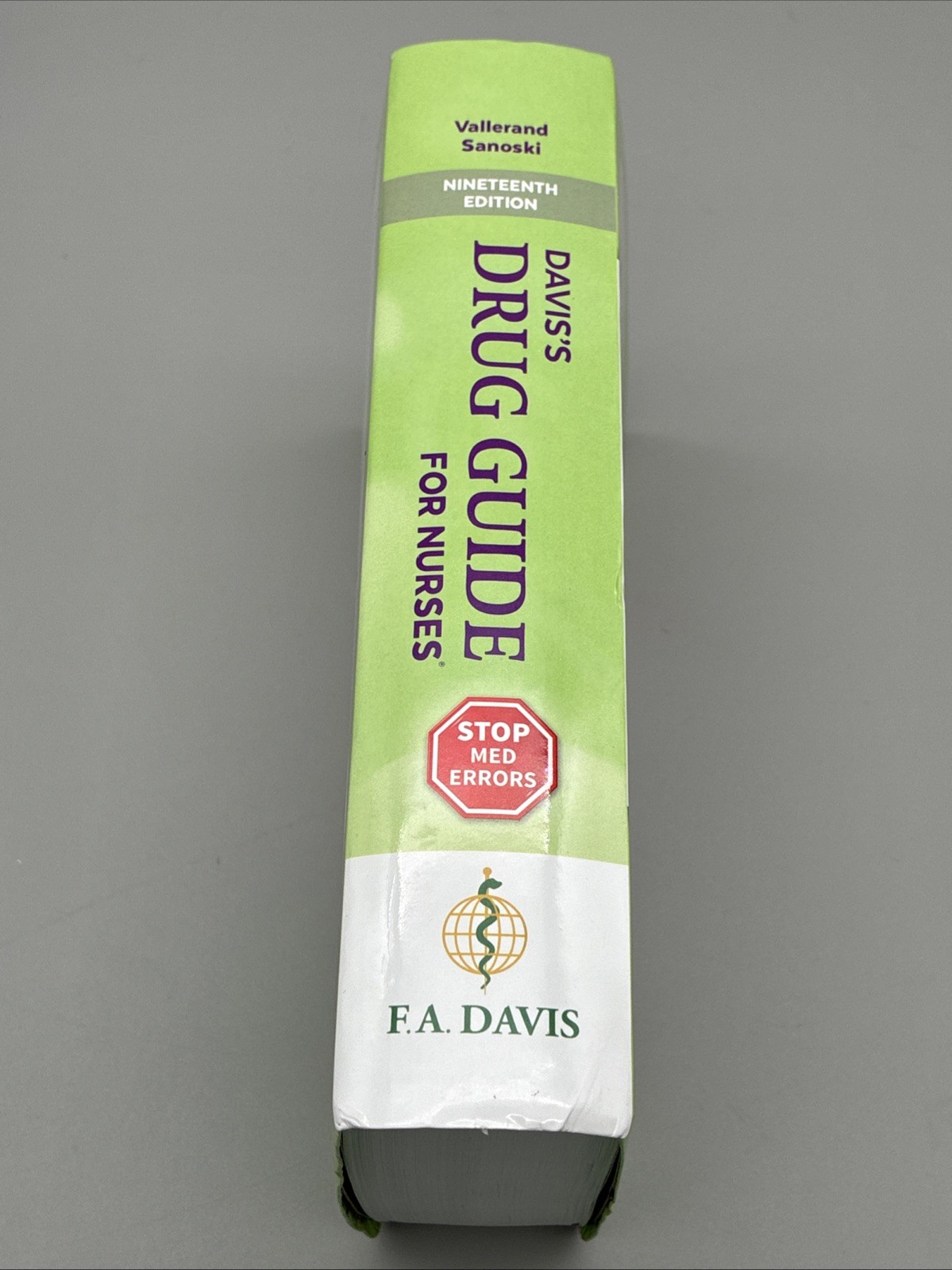 DAVIS’S DRUG GUIDE FOR NURSES 19TH EDITION Paperback Book Medication Reference