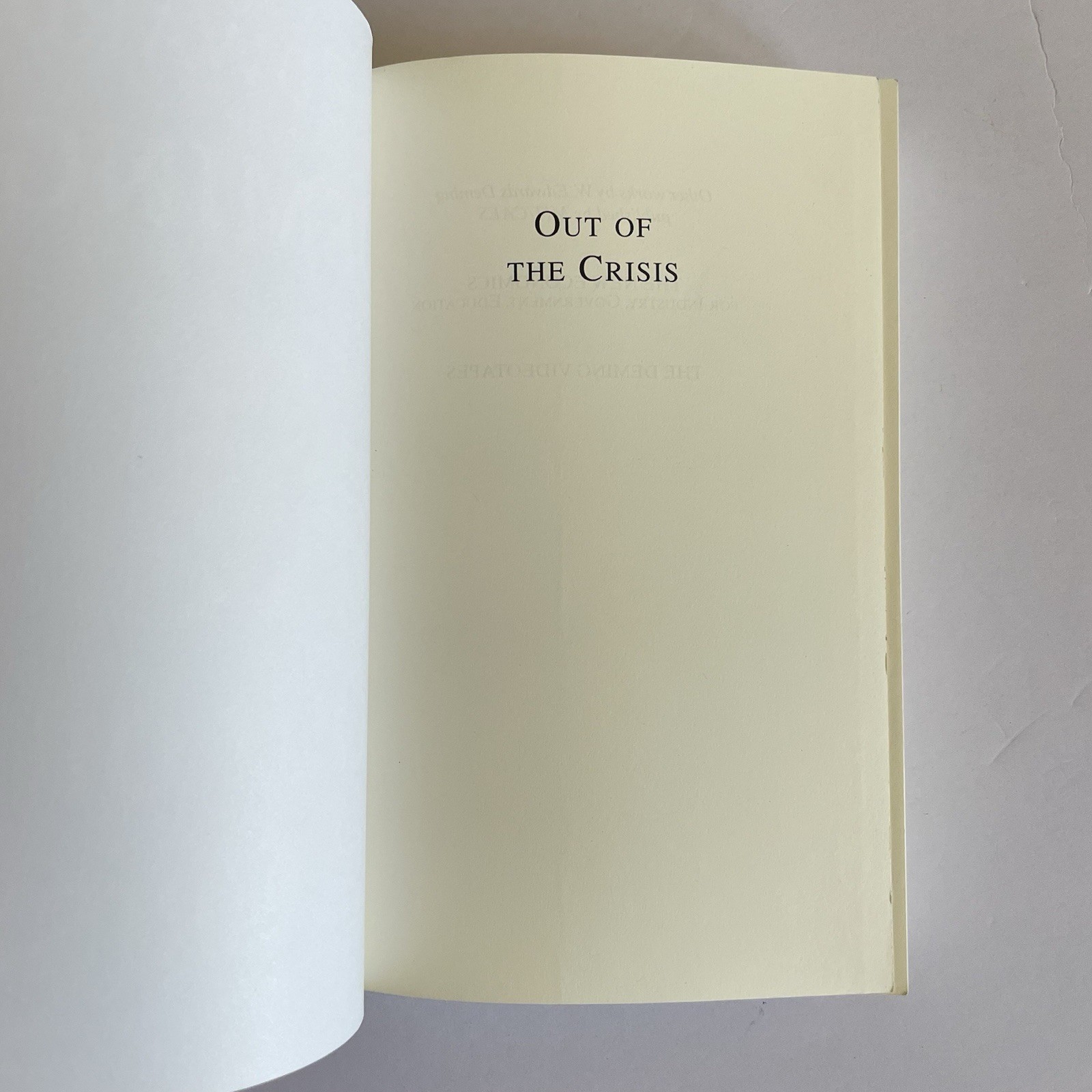W. Edwards Deming – Out of the Crisis – 2000 Softcover Excellent Condition – MIT