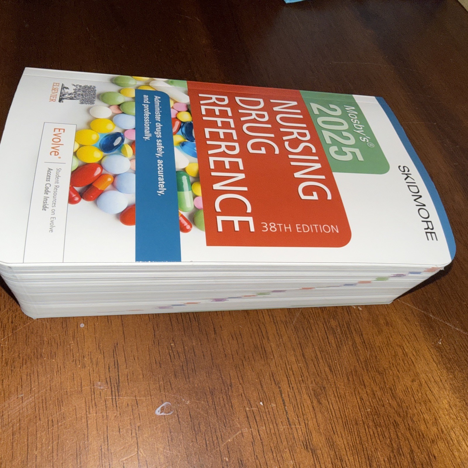 Skidmore Nursing Drug Référence Ser.: Mosby’s 2025 Nursing Drug Reference Ex-Lib