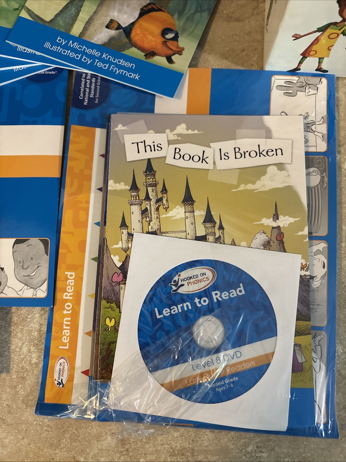 Hooked On Phonics: Learn to Read – Pre-k through 2nd Grade (Level 1-8) READ