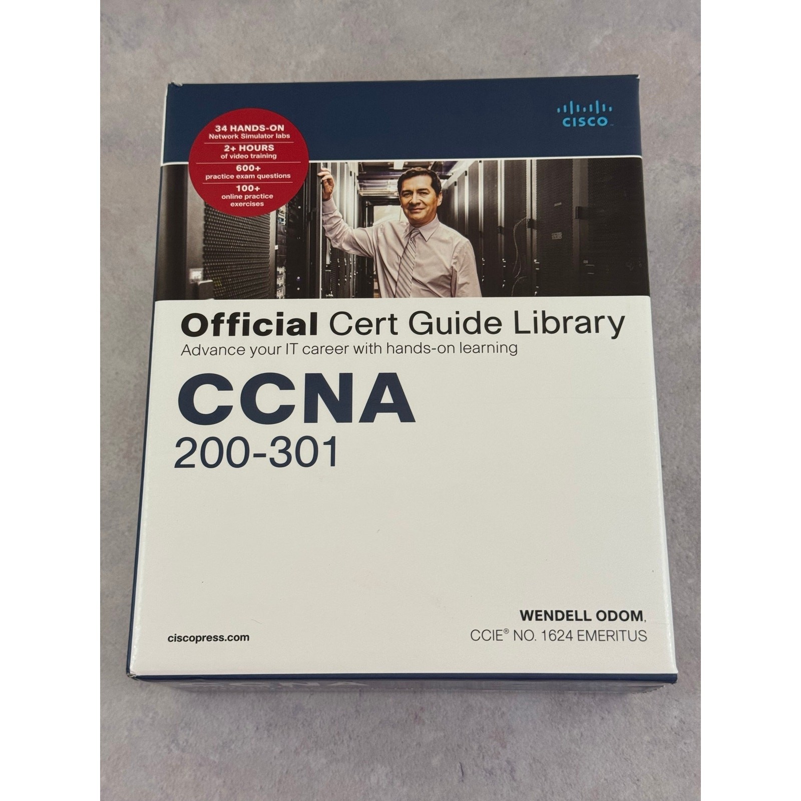 Official Cert Guide Ser.: CCNA 200-301 Official Cert Guide Library Vol. 1 and 2