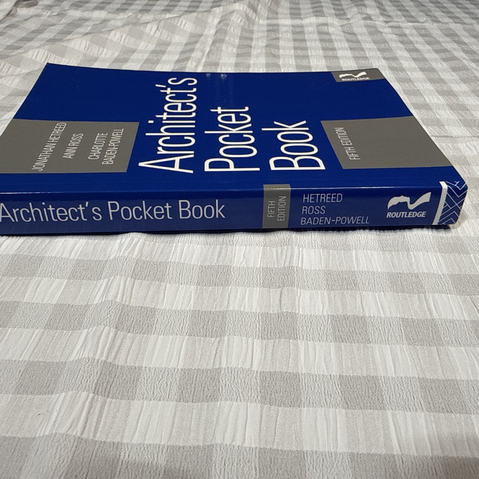 Architect’s Pocket Book Fifth Edition – Hetreed, Jonathan – New