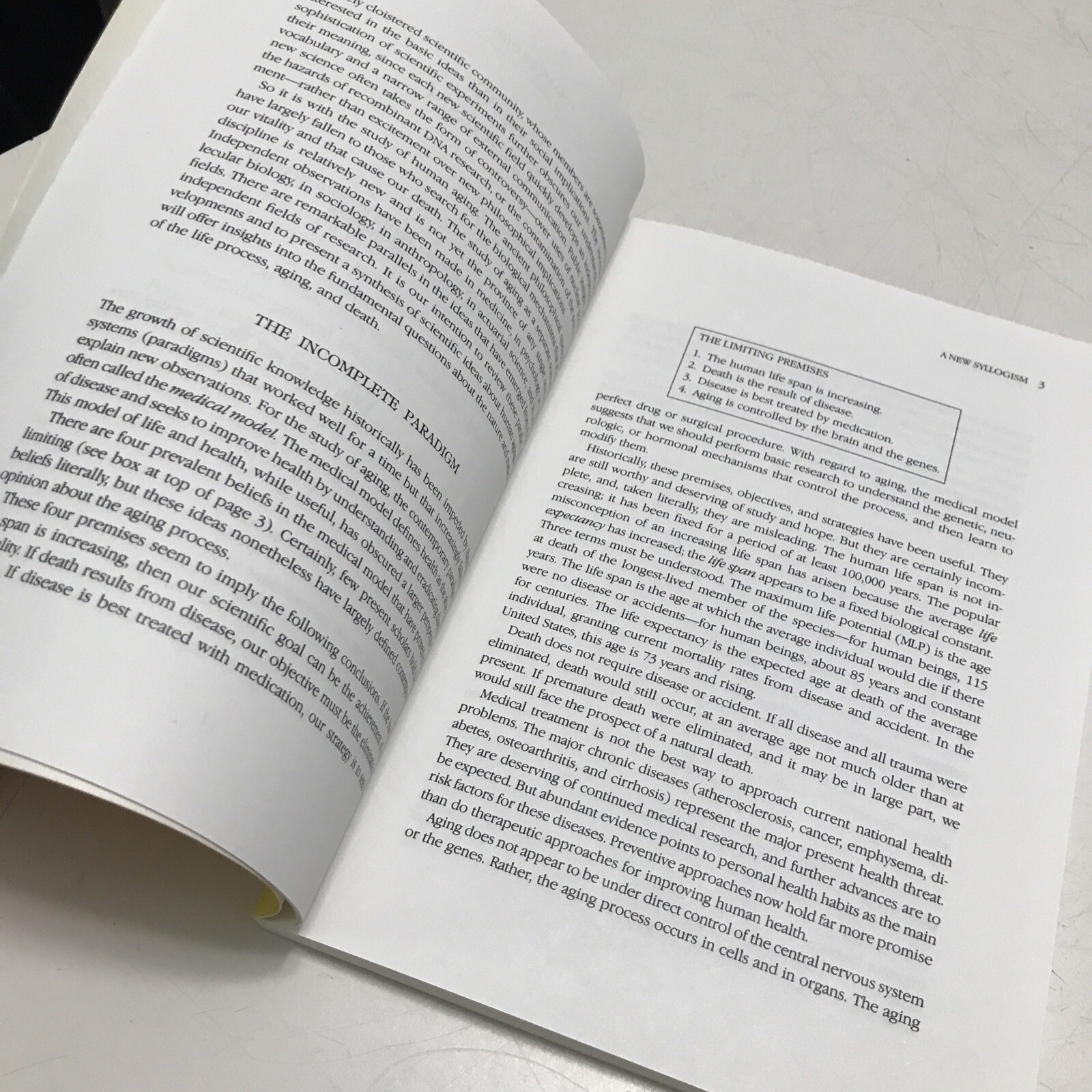 Vitality and Aging : Implications of the Rectangular Curve by Lawrence M. Crapo