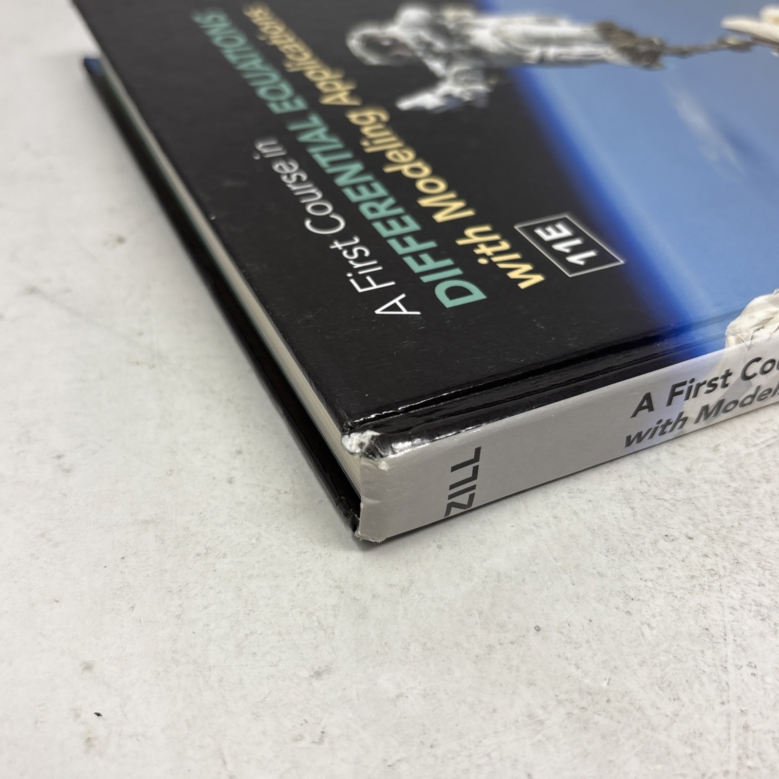 A First Course in Differential Equations with Modeling Applications
