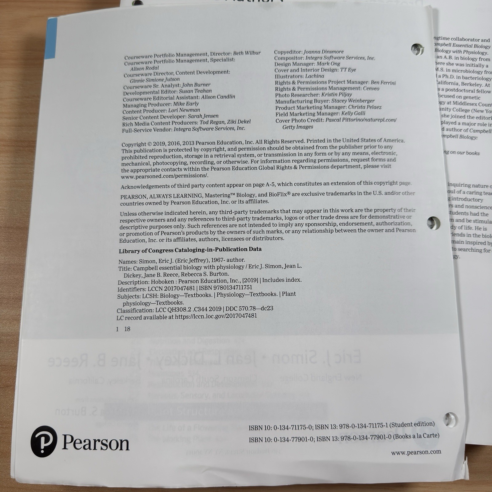 Campbell Essential Biology with Physiology 6th Books a La Carte Pearson