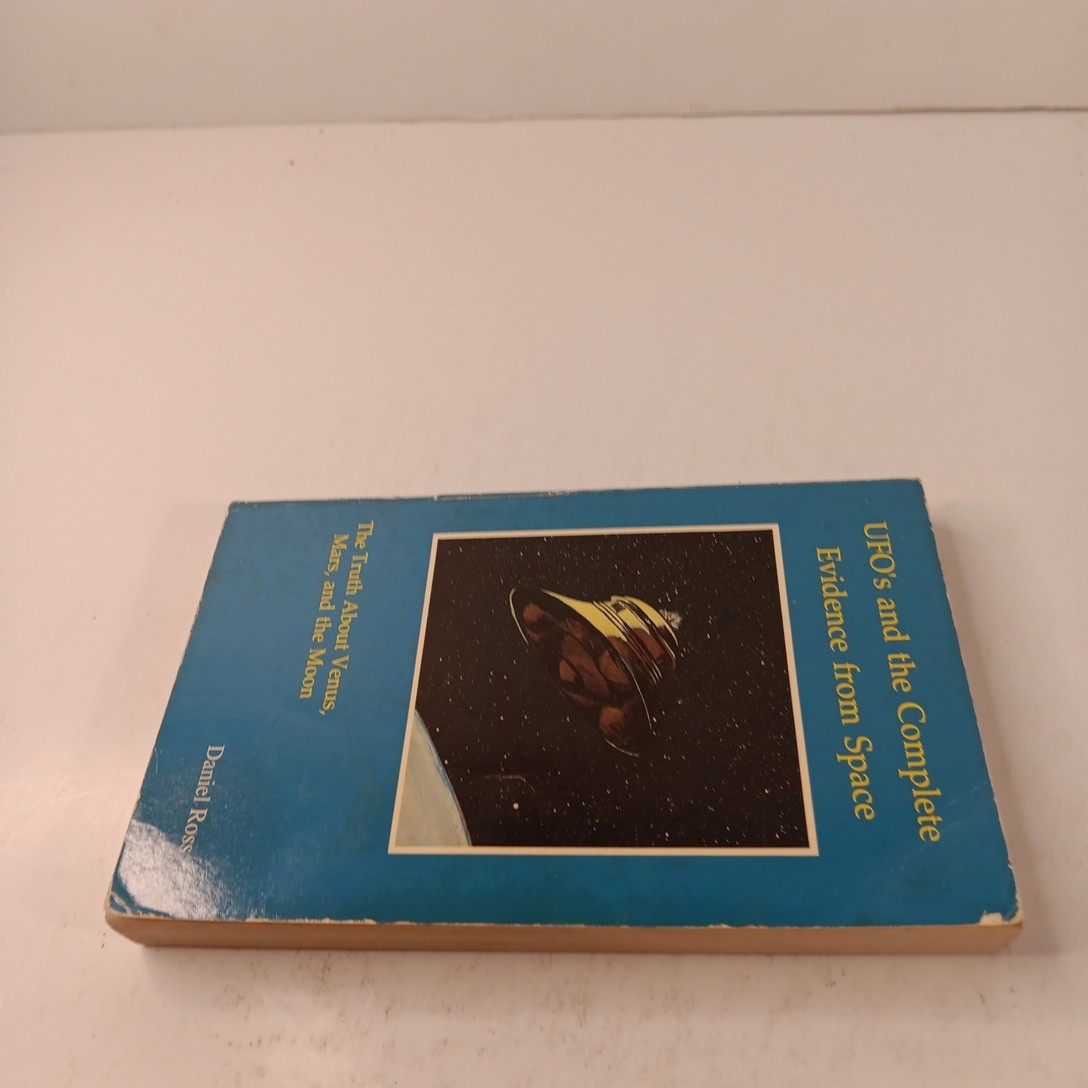 UFOs and the Complete Evidence from Space Venus Mars Moon by Ross TPB (1987)
