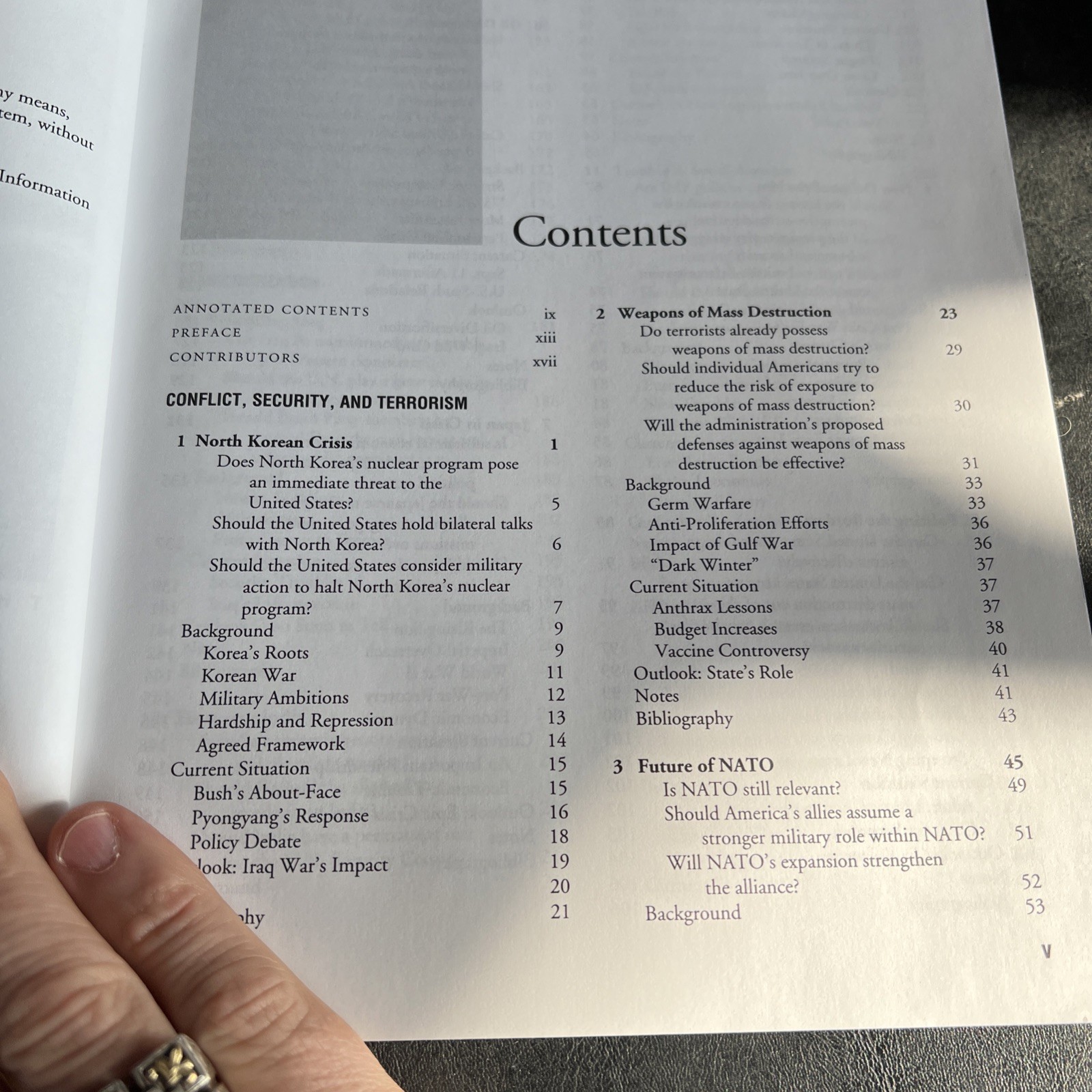 Global Issues : Selections from CQ Researcher (3rd Edition, Paperback)