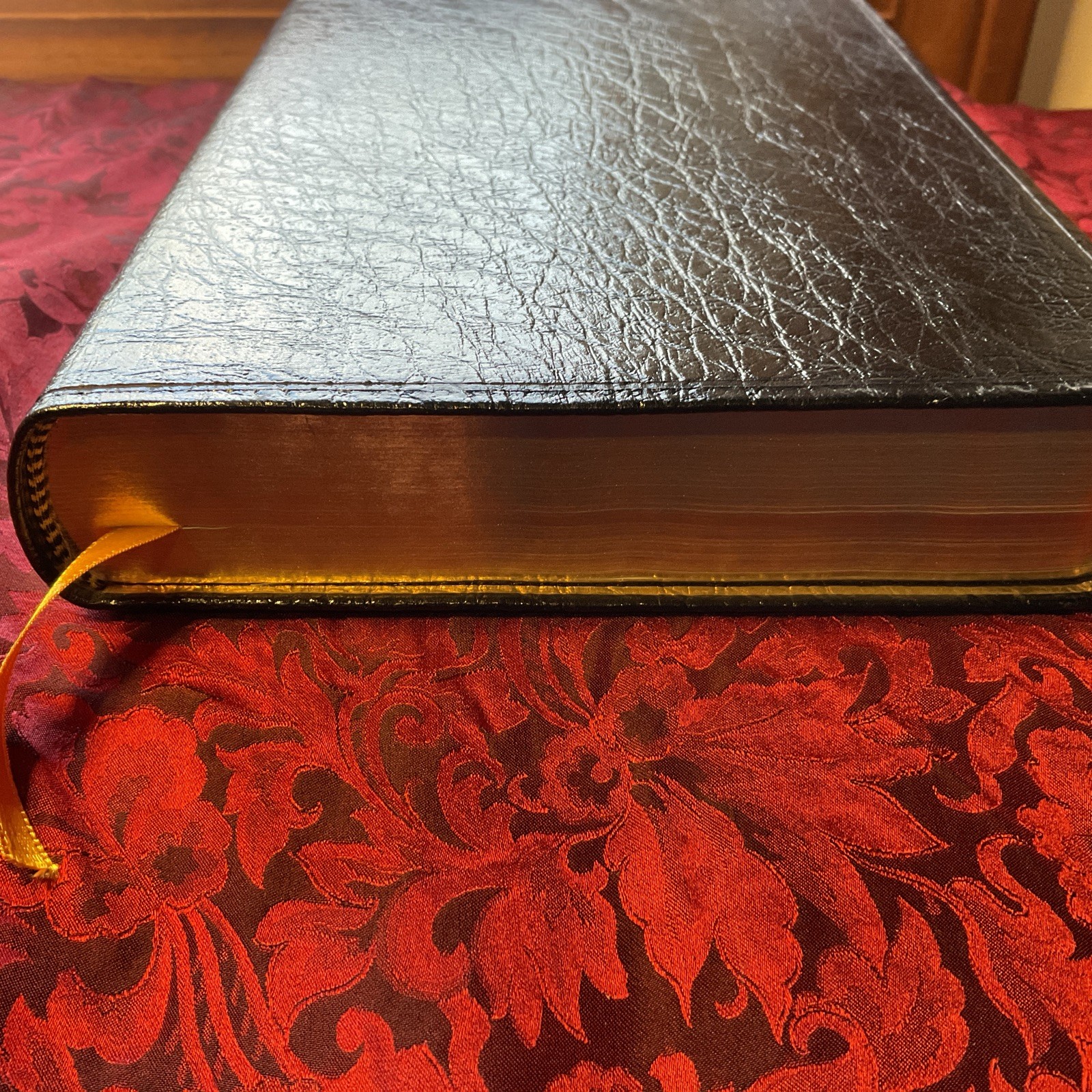 Holy Bible NAB New American Bible Thumb Index Genuine Leather